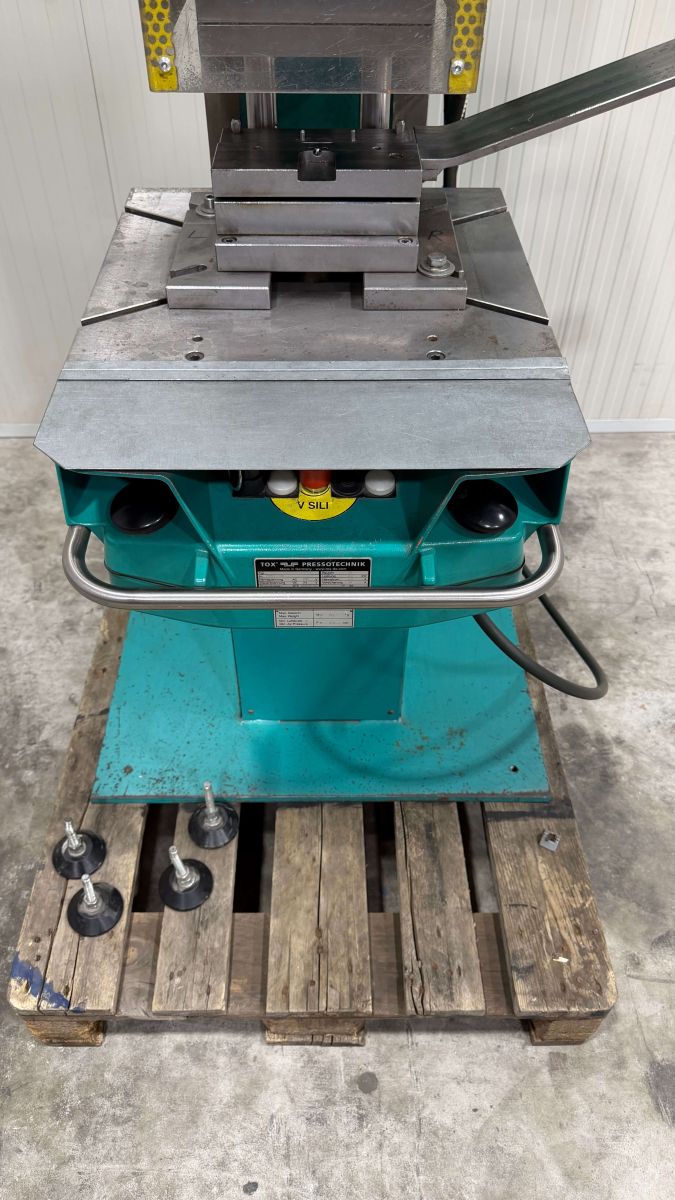 IMP PC015