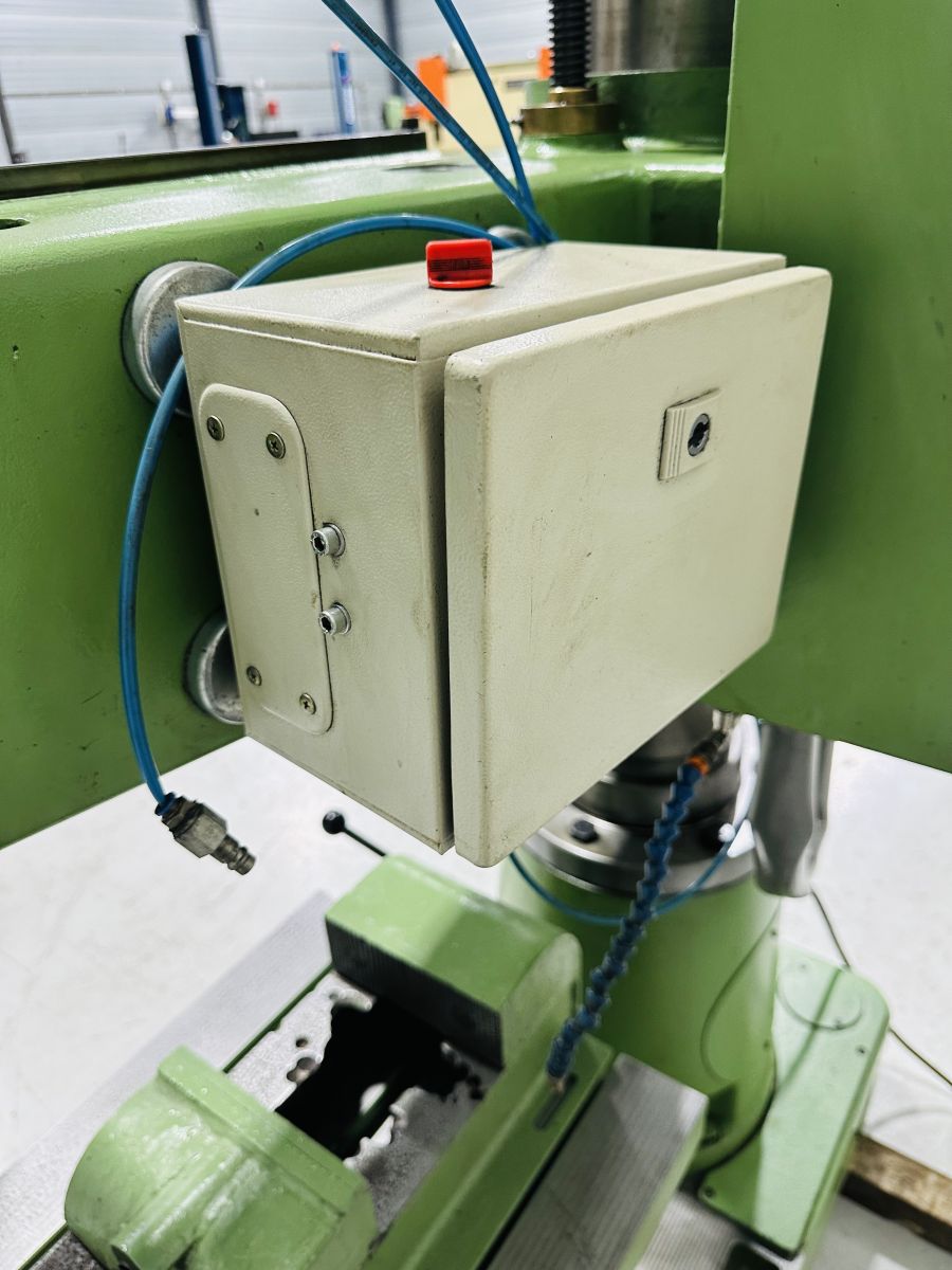 Alzmetall AB30R