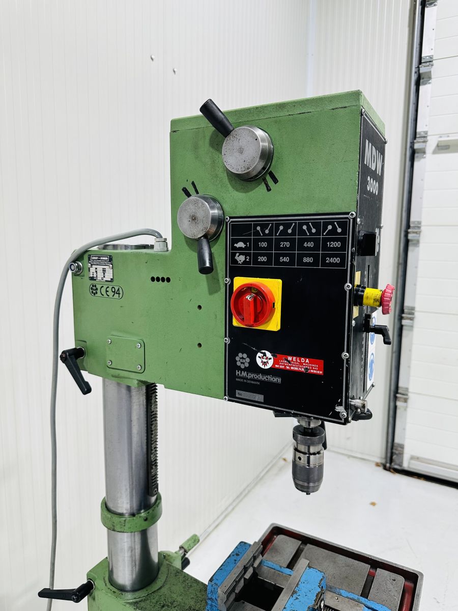 MDW 3000