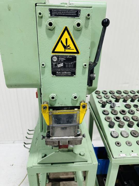 Muhr und Bender KL 350