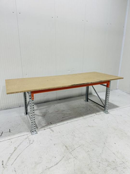 Enkellaags werktafel