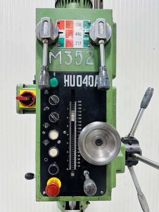 Metalik HU040A