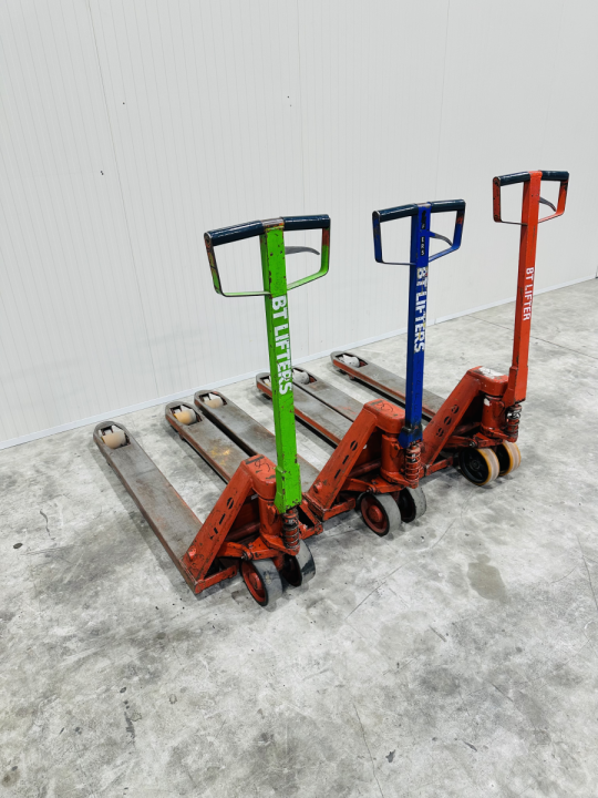 Palletwagen BT Lifters