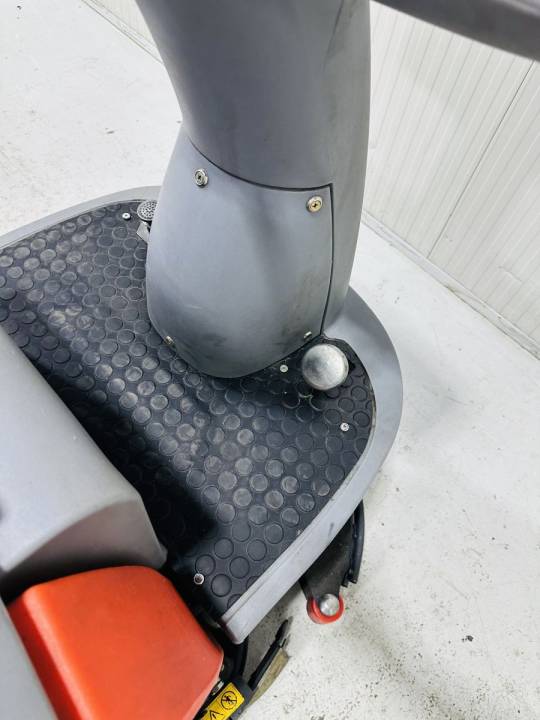 Hako Scrubmaster B115 R