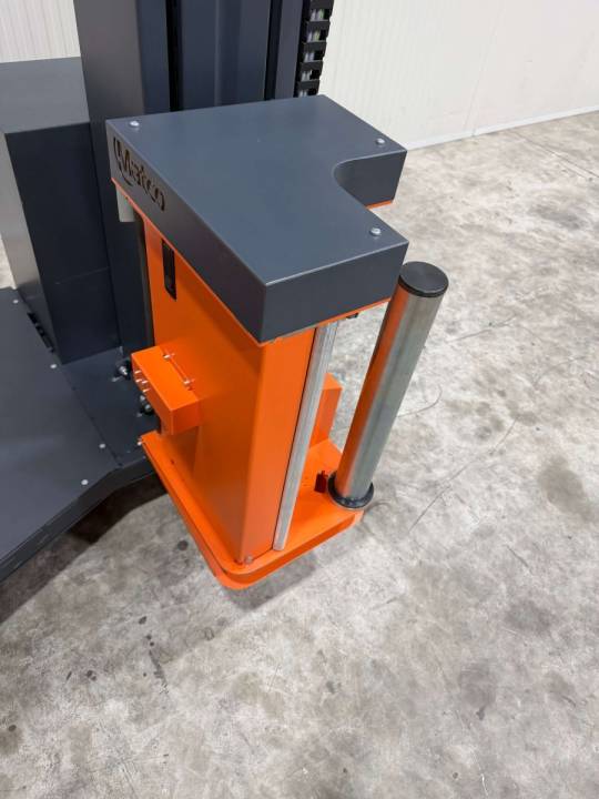 Matco A700 Horse