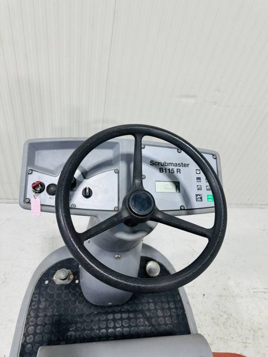 Hako Scrubmaster B115 R