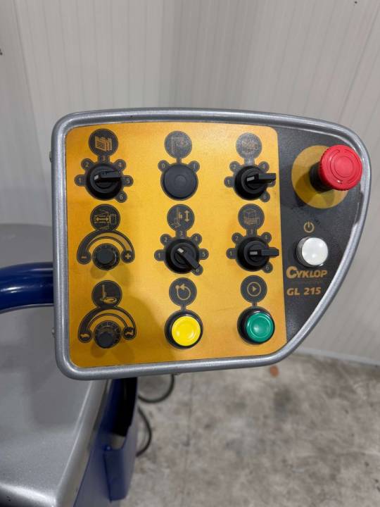 Cyklop GL 215