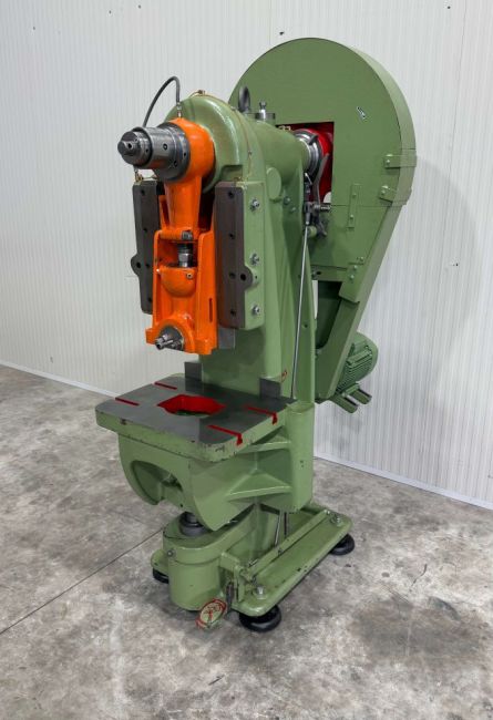 Rijva 504