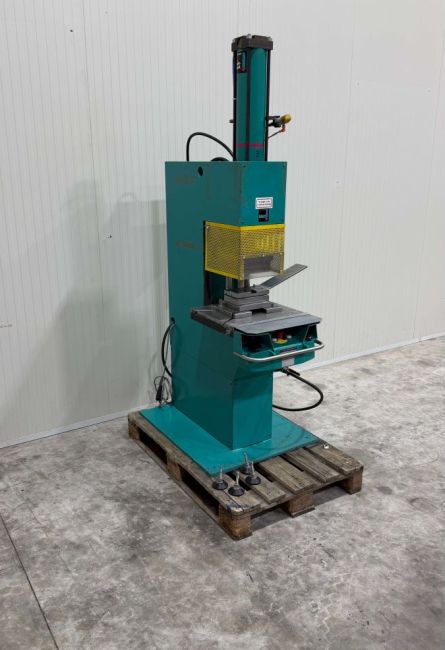 IMP PC015