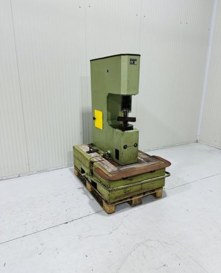 Smeedhamer Josef Kuhn K12/42