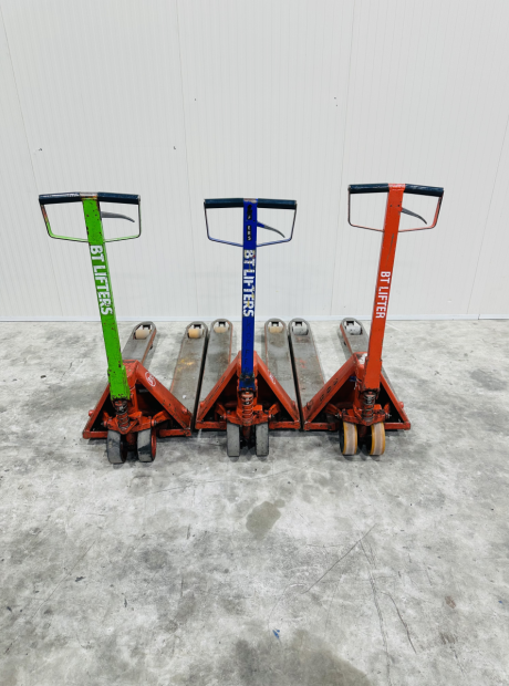 Palletwagen BT Lifters